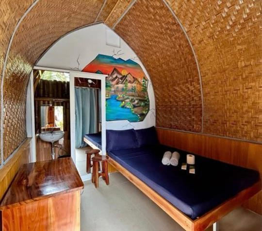 L Cafe Restobar & Lyn'S Guest House San Juan  Extérieur photo